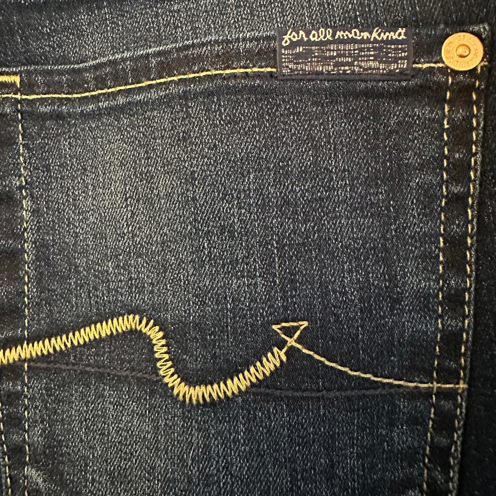 Blue jeans - Picture 3 of 5